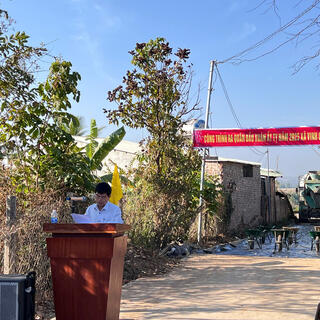 <a href="/tin-tuc-su-kien/hoat-dong-lanh-dao" title="Hoạt động lãnh đạo" rel="dofollow">Hoạt động lãnh đạo</a>